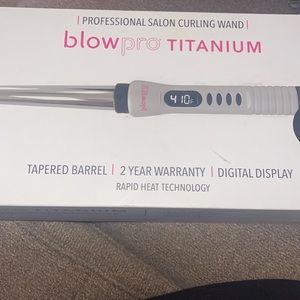 Blowpro Titanium curling wand